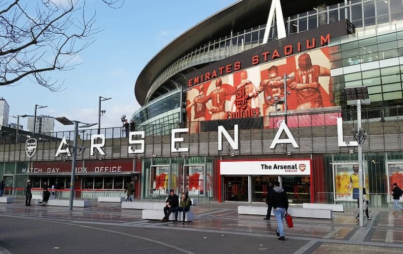 Arsenal star completes move to Seria A club