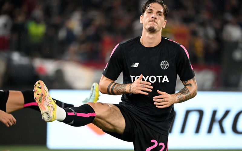 Image for Arsenal keeping tabs on 23-year-old midfielder