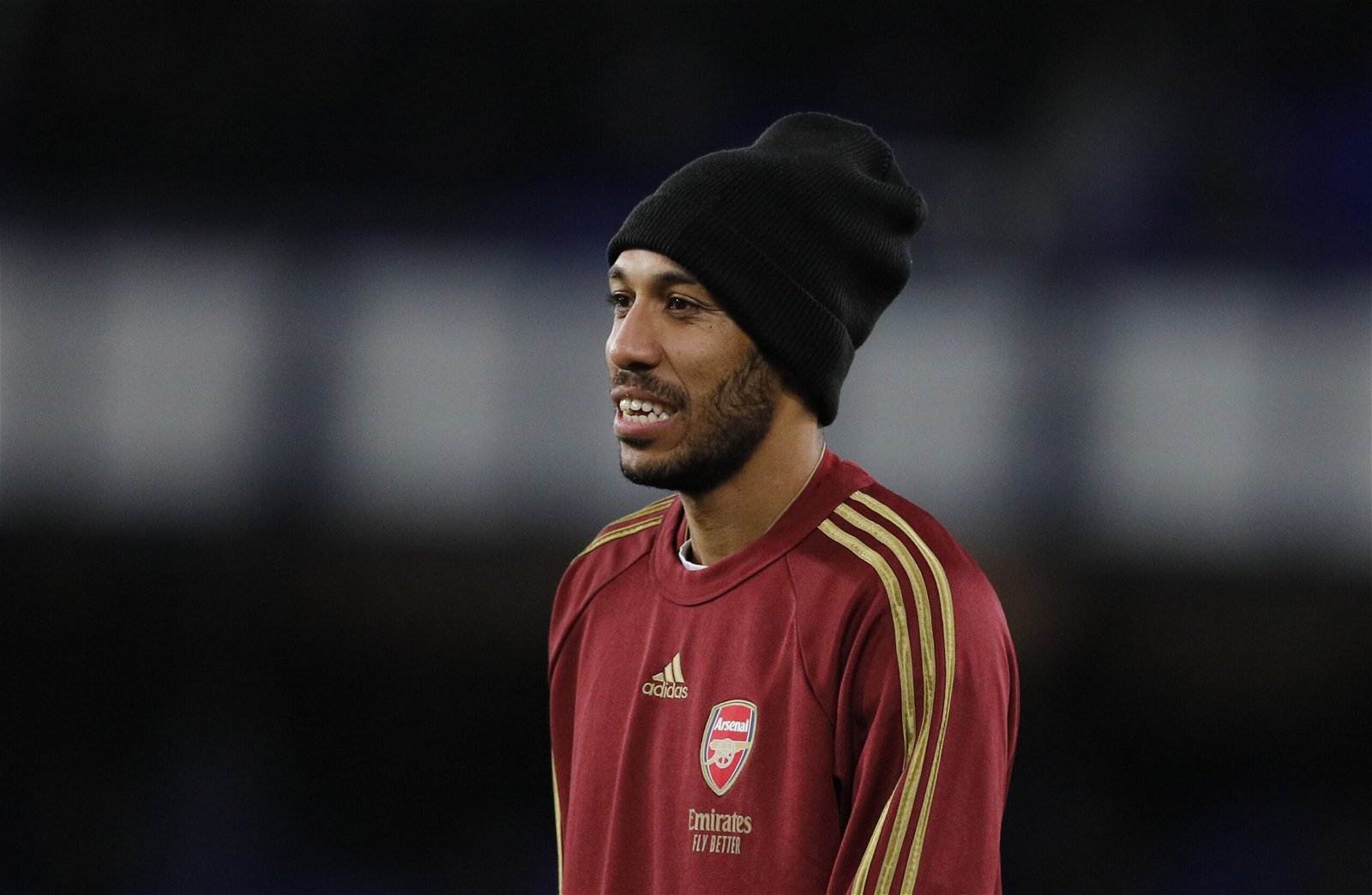 Pierre-Emerick Aubameyang warms up for Arsenal