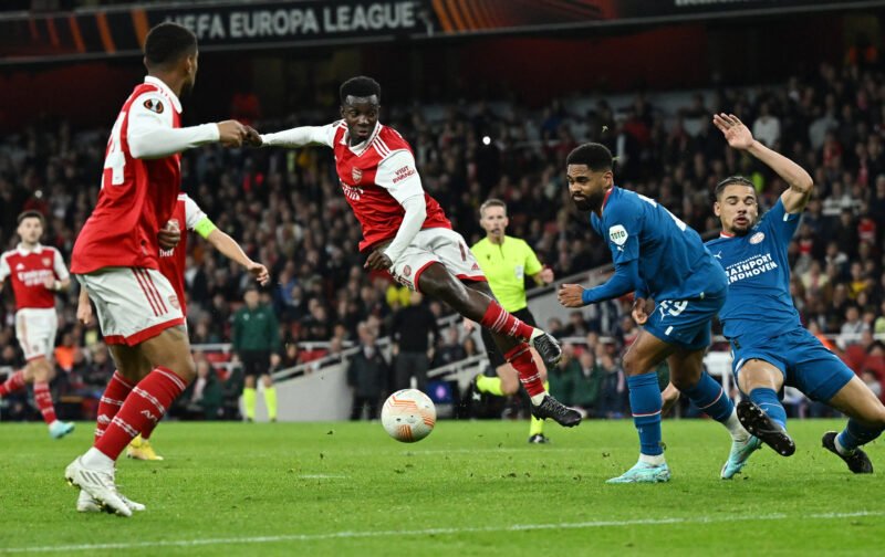 Arsenal reach Europa League knockout stages after beating PSV
