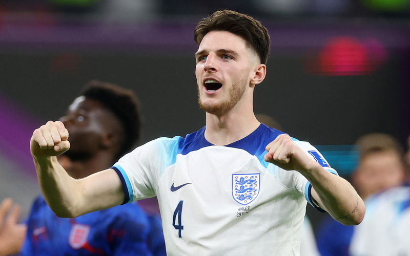 Image for Arsenal consider big move for Premier League superstar