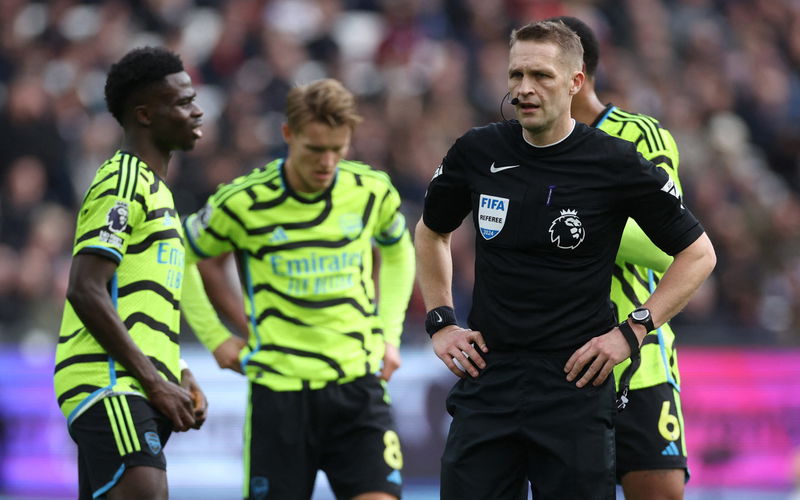 Image for Luton Town (h): Match Officials Confirmed