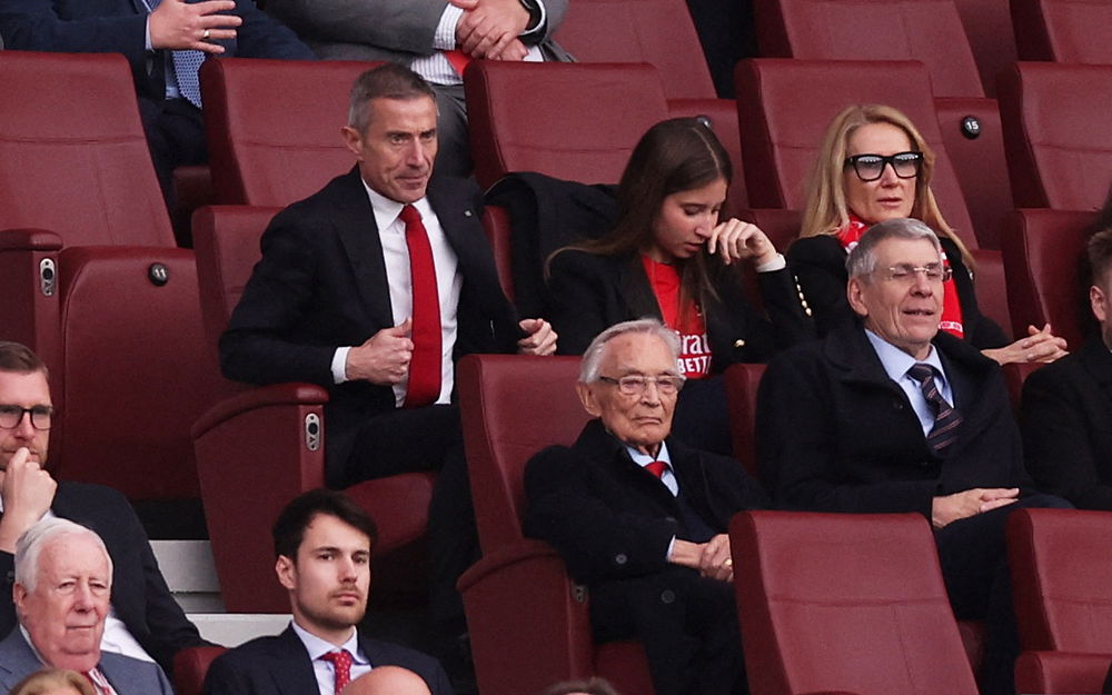 2025-04-12T174139Z_1947005370_UP1EL4C1D5EVN_RTRMADP_3_SOCCER-ENGLAND-ARS-BRE-REPORT.jpg