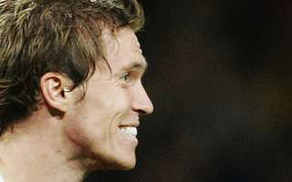 Image for Hleb wants to stay on at Arsenal