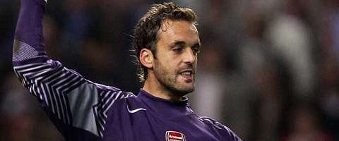 Almunia interested in England call-up