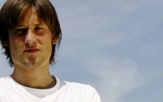 Image for Arsenal win with Rosicky debut