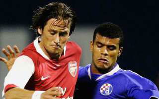 Image for Wenger impressed by Rosicky
